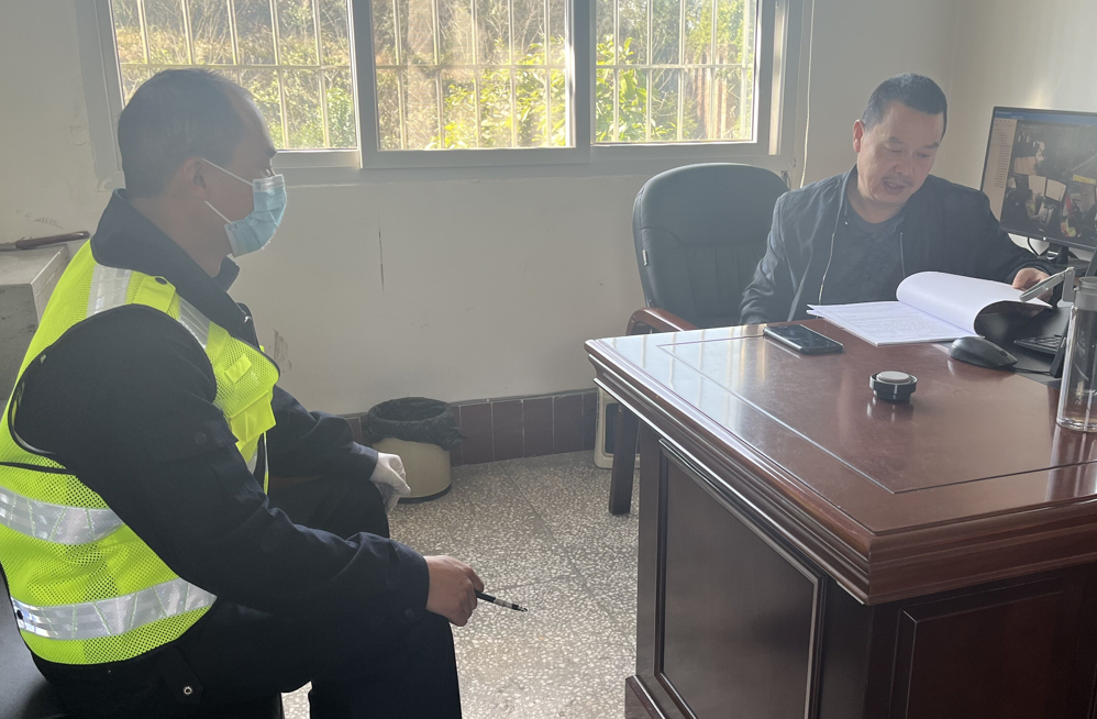 2022.3.21+內江處黃尹+成渝高速公路椑木收費站開展一對一談心談話 2022.3.21+內江處黃尹+成渝高速公路椑木收費站開展一對一談心談話