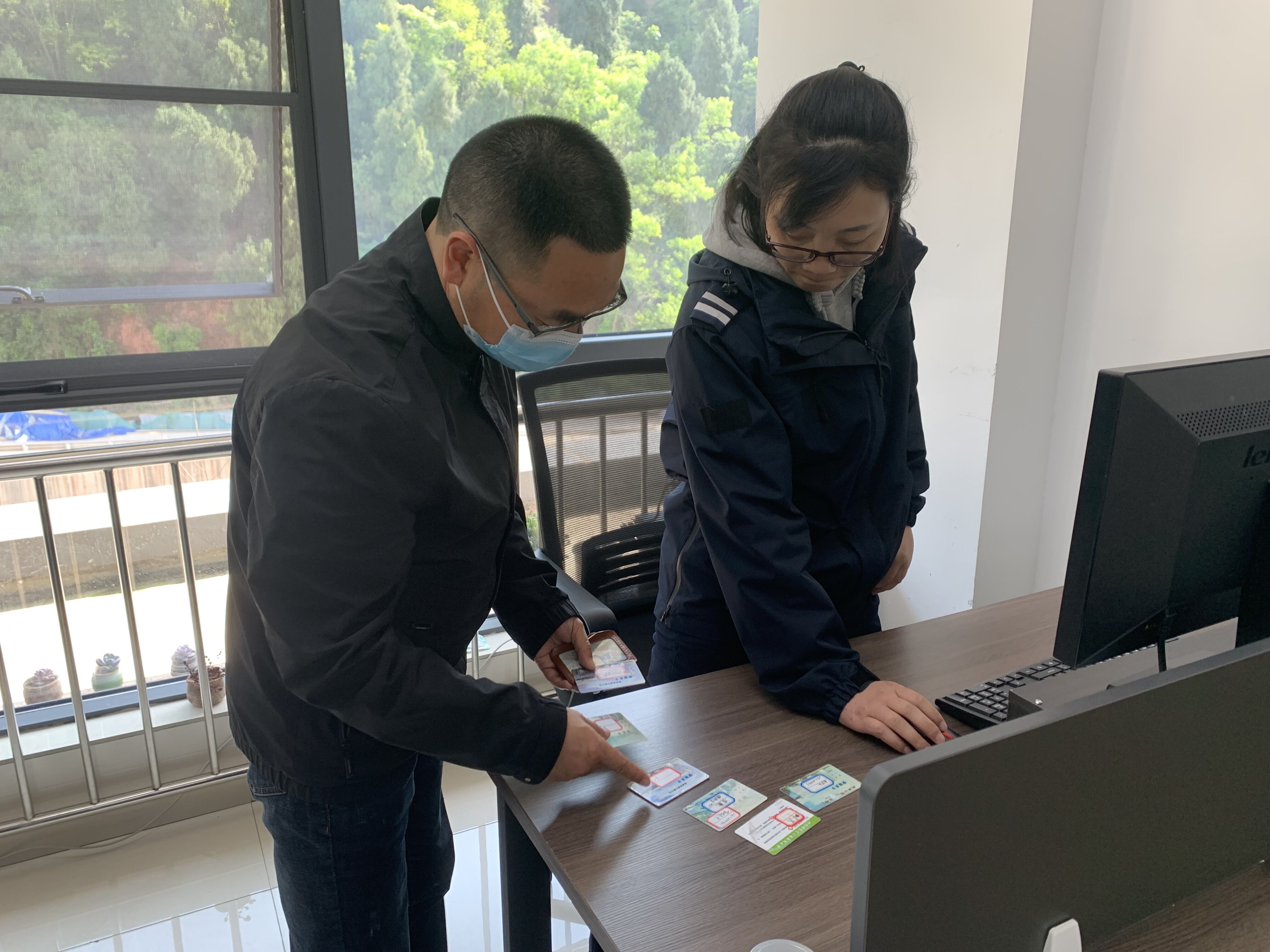 2022.4.22+成都處+雷雅君+強化日常監督檢查 確保工作落地落實