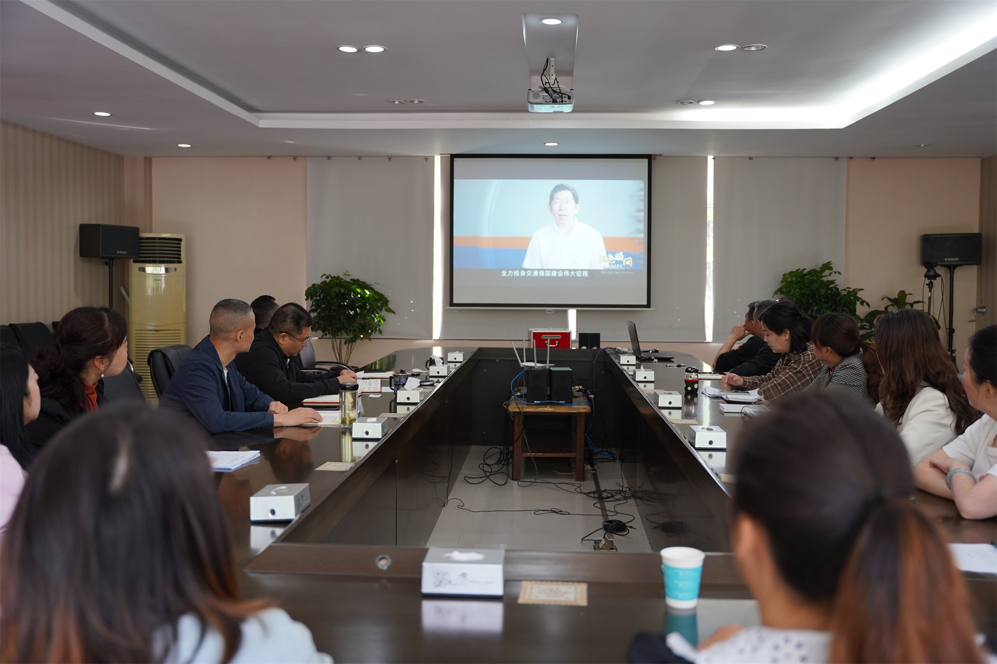 2022.5.20+成渝分公司+內江管理處黨總支組織開展“紅色瞬間”微視頻展播活動+龐宇