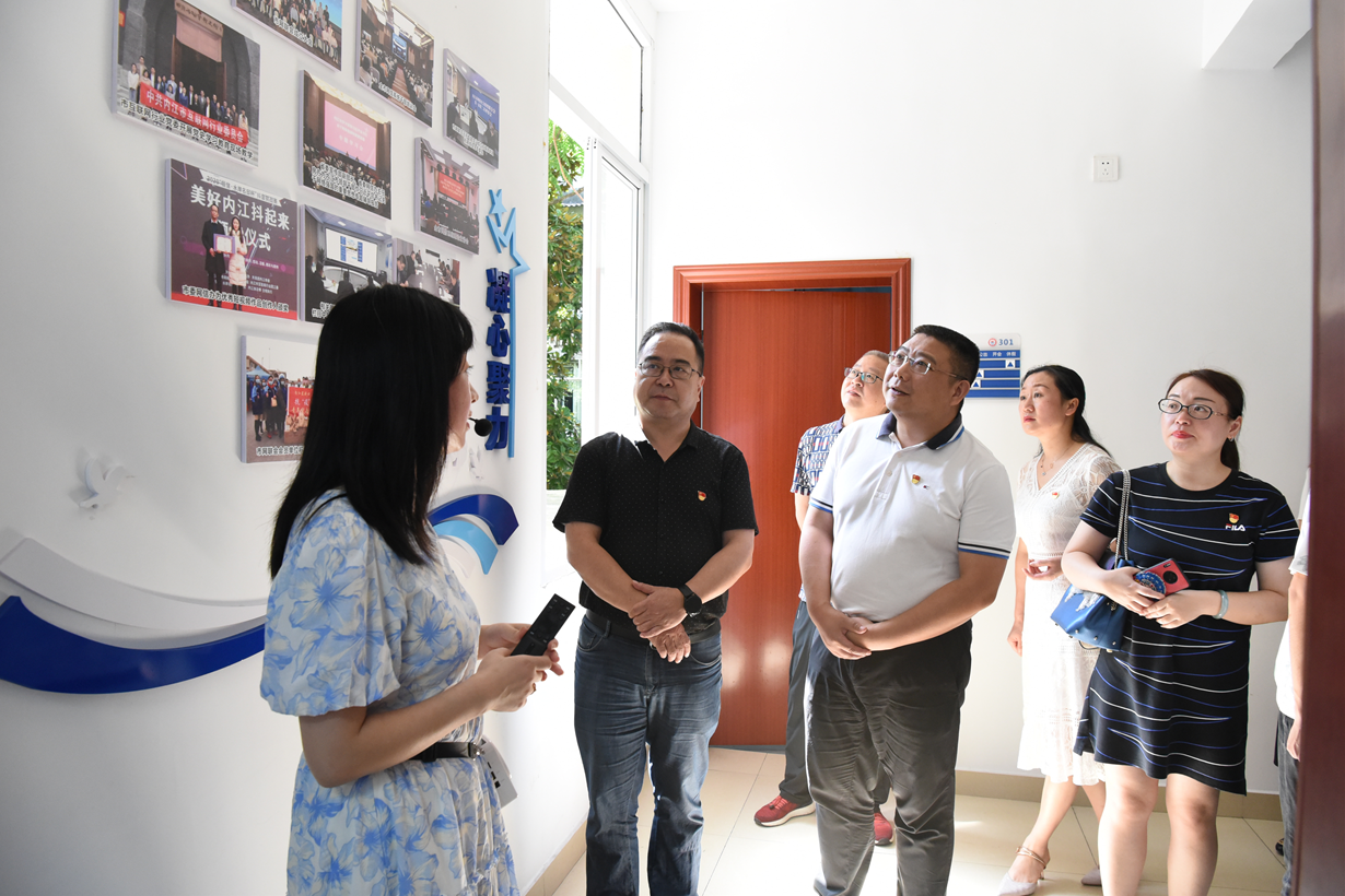 2022.6.29+成渝分公司+內(nèi)江管理處黨總支聯(lián)合黨建結(jié)對共建單位專題學(xué)習(xí)習(xí)近平總書記來川視察重要指示精神和省第十二次黨代會精神+李勝軍